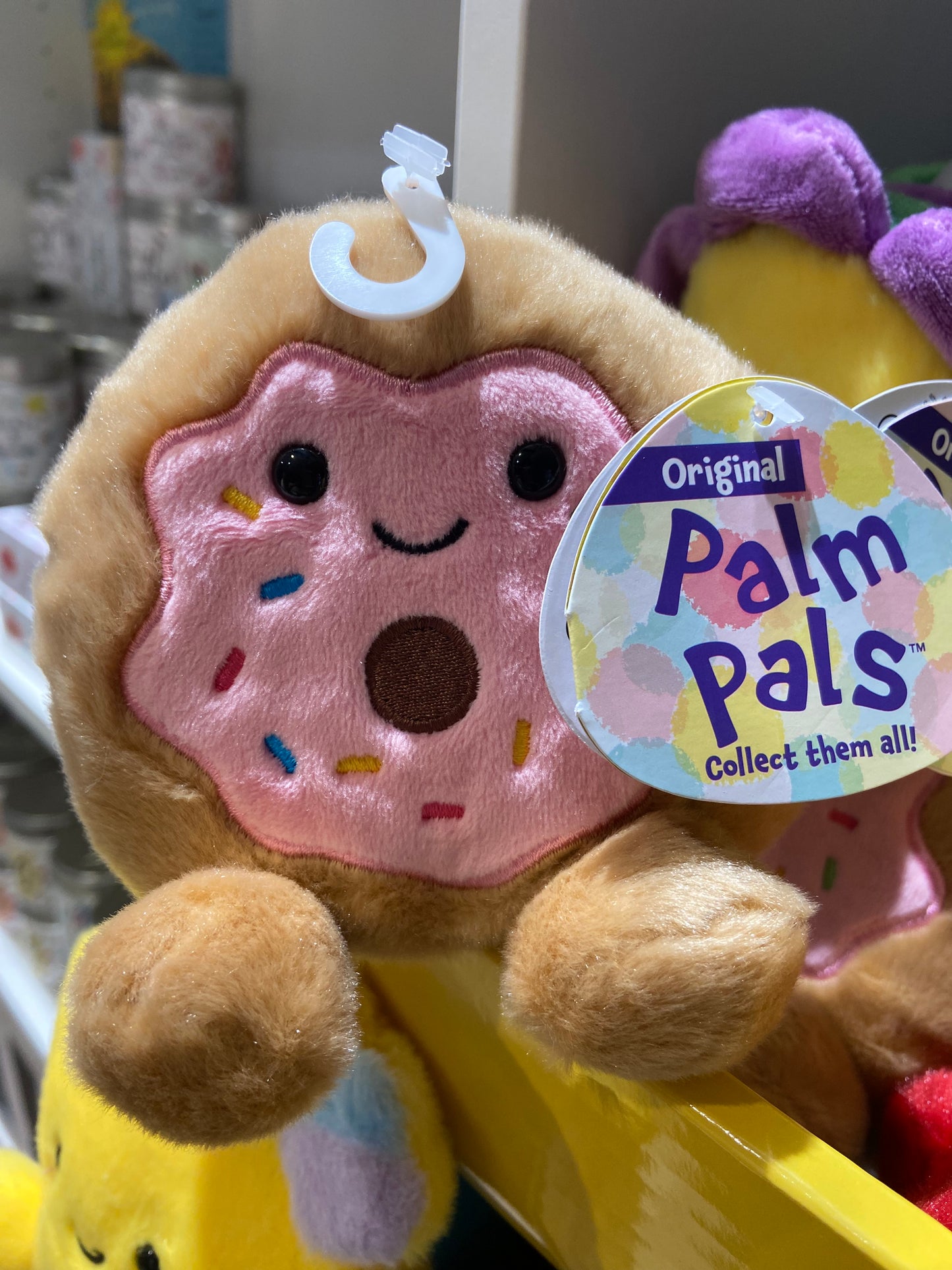 Palm Pals Claire Doughnut