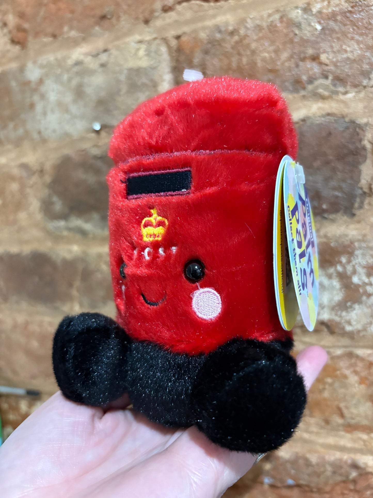 Palm Pals Bobby Postbox